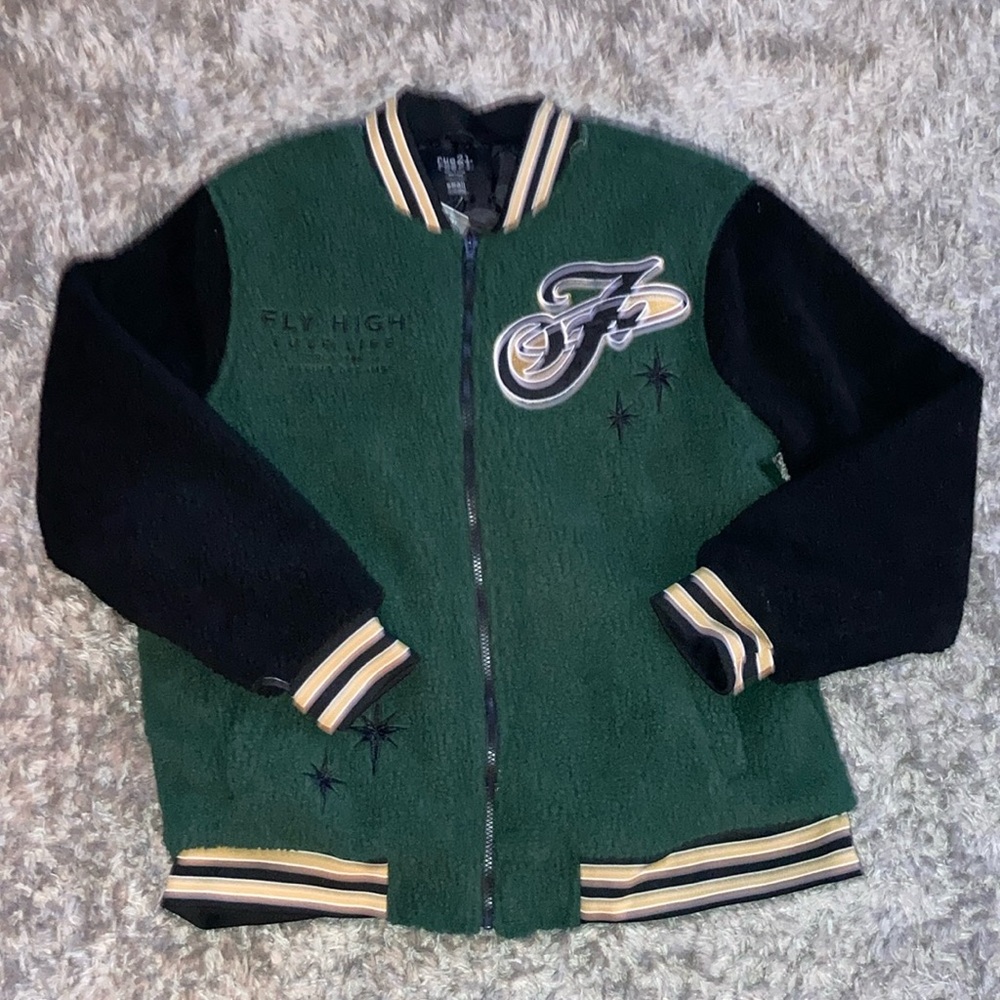 Men’s bomber jacket NEW fly high rue 21 Sz small rue21